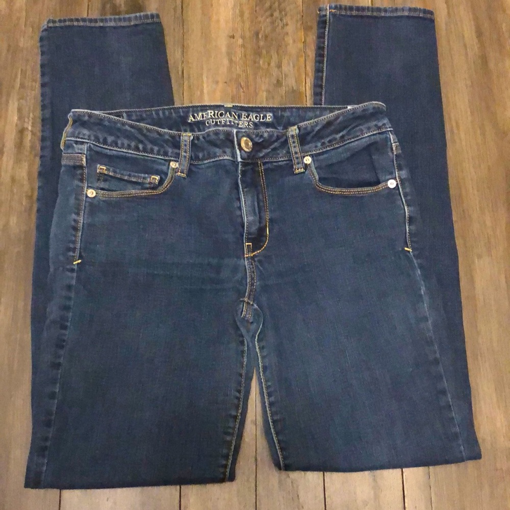 🦅 AMERICAN EAGLE SKINNY SUPER STRETCH JEANS🦅